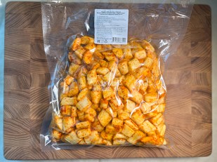 Кнуты Кавказские с говядиной (500 гр.): Сырный продукт ФЕРМЕРСКИЙ бочонок паприка