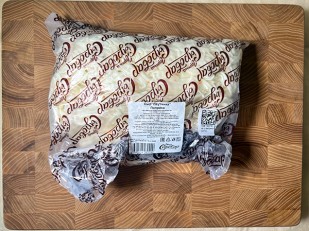 Сыр 60 гр ГОРНЫЙ СЫРОВАР (Бочонок с паприкой): Сыр 1 кг ГОРНЫЙ СЫРОВАР (Паутинка с паприкой)