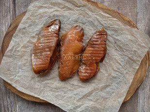 Лещ холодного копчения: Икра воблы вяленая